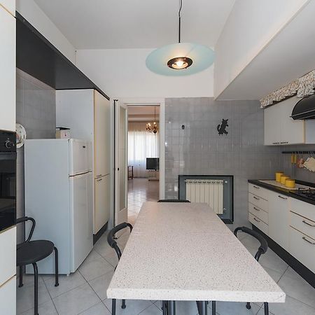 Domitilla House Finale Ligure Bagian luar foto