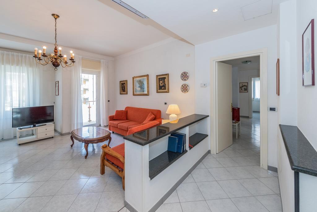 Domitilla House Finale Ligure Bagian luar foto
