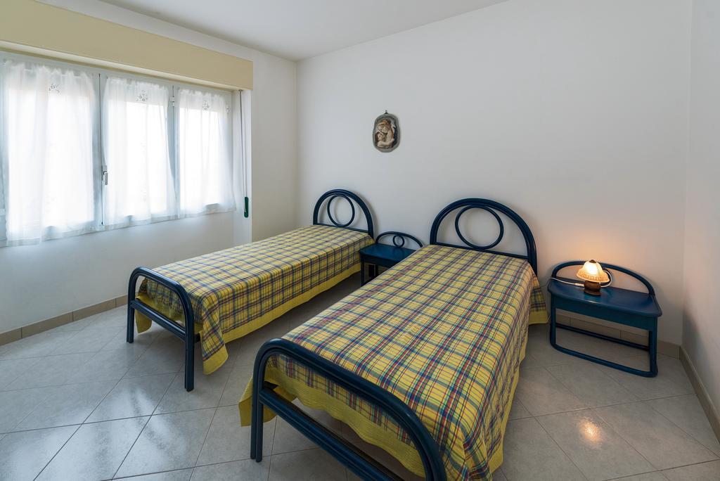 Domitilla House Finale Ligure Bagian luar foto