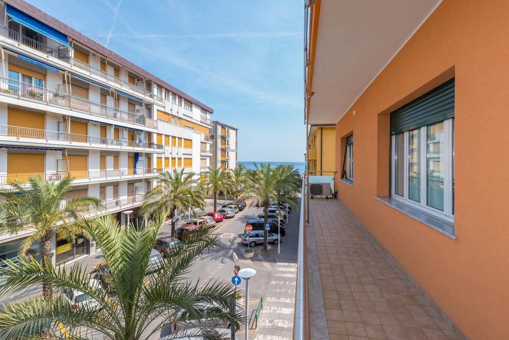 Domitilla House Finale Ligure Bagian luar foto